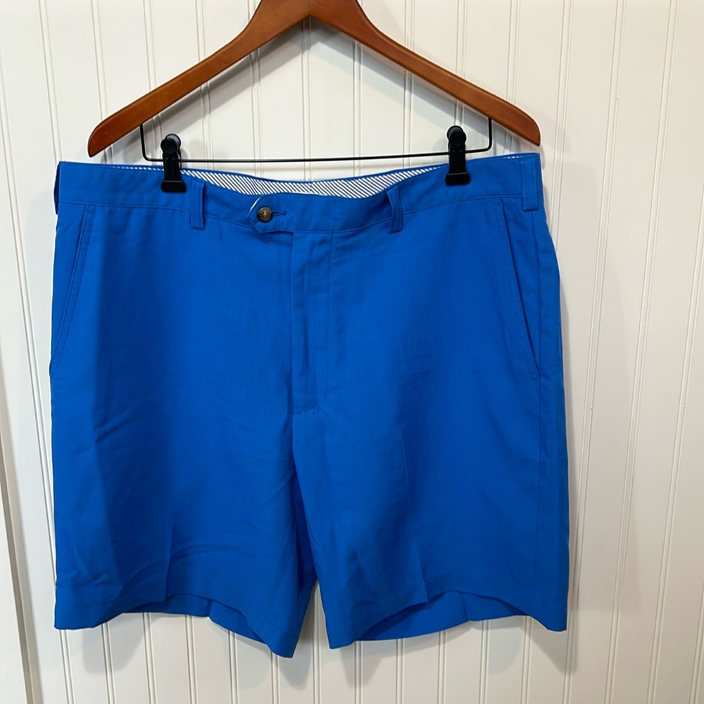 Donald Ross blue men’s shorts size 38 excellent condition no flaws zipper front